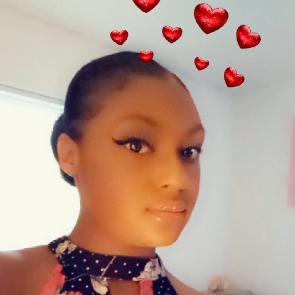 Meet your Posher, Raenisha